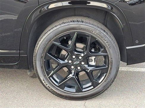 Certified 2024 Chevrolet Traverse RS w/ LPO, Floor Liner Package image 21