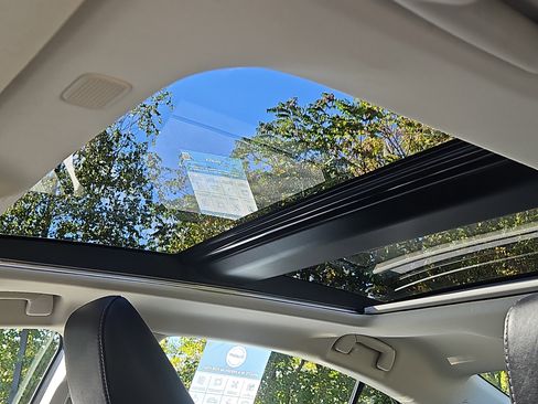 Used 2019 Lexus ES 350 image 8