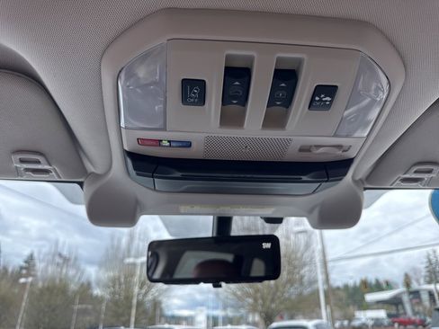 Used 2019 Subaru Ascent Touring w/ Popular Package #3 image 33