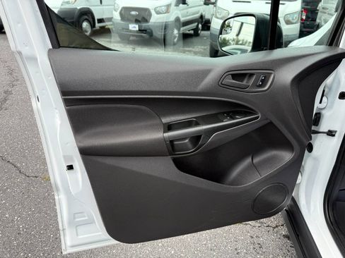 Used 2018 Ford Transit Connect XL image 11
