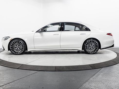 Certified 2023 Mercedes-Benz S 580 4MATIC Sedan image 4