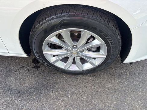 Used 2023 Chevrolet Malibu LT w/ LPO, Floor Liner Package FWD image 42