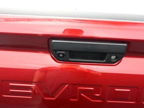 Used 2026 Chevrolet Colorado Trail Boss AWD/4WD image 24