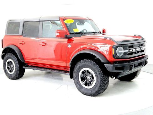 Used 2024 Ford Bronco Outer Banks w/ Sasquatch Package image 7