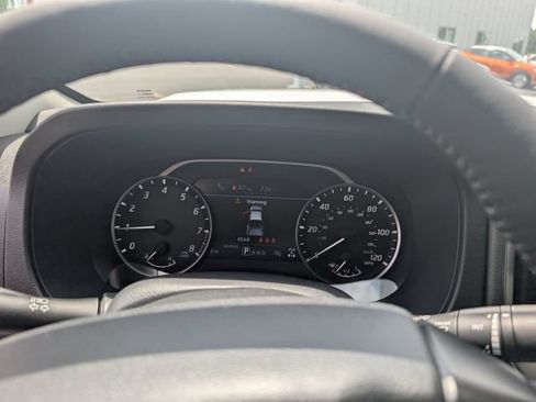 New 2026 Nissan Frontier SV w/ SV Convenience Package AWD/4WD image 20