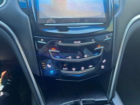 Used 2019 Cadillac XTS Luxury AWD/4WD image 16