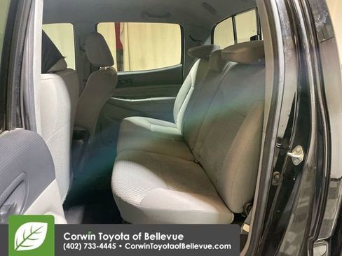 Used 2015 Toyota Tacoma PreRunner image 21