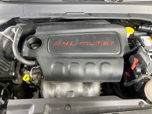 Used 2022 Jeep Compass Limited image 28