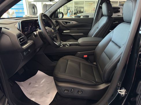 New 2026 Chevrolet Traverse LT w/ Enhanced Driving Package image 5