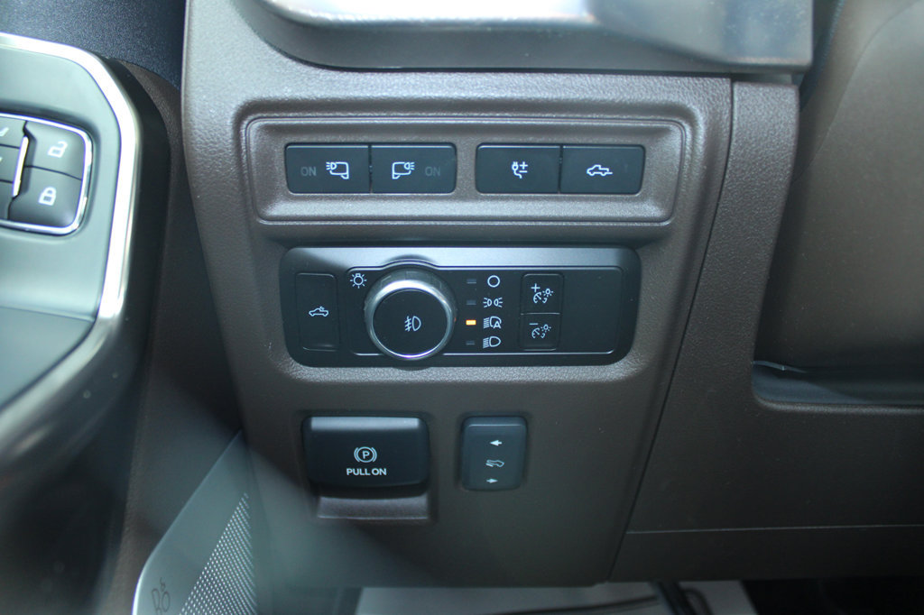 Used 2023 Ford F150 King Ranch w/ Equipment Group 601A High AWD/4WD image 46