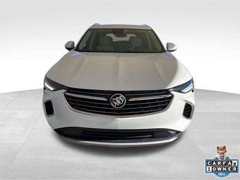 Used 2023 Buick Envision Essence image 3
