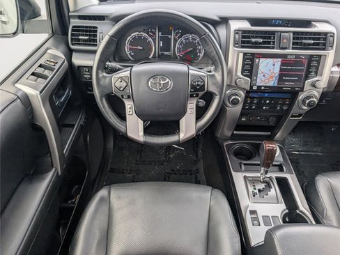 Used 2024 Toyota 4Runner Limited AWD/4WD image 17