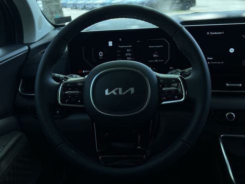 New 2026 Kia Carnival SX FWD image 31