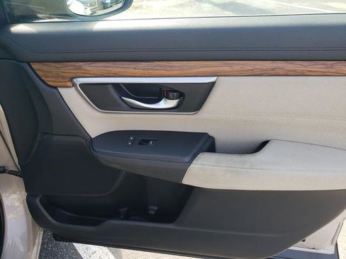 Used 2019 Honda CR-V EX image 19