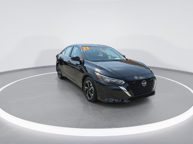 Used 2025 Nissan Sentra SV w/ Trunk Package FWD image 2