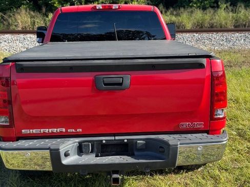 Used 2008 GMC Sierra 1500 SLE w/ Max Trailering Pack AWD/4WD image 9