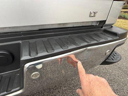 Used 2018 Chevrolet Silverado 2500 LT w/ LT Convenience Package image 21