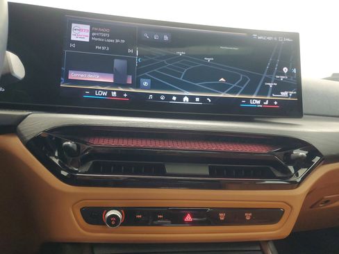 Used 2025 BMW 330i xDrive Sedan w/ M Sport Package image 30