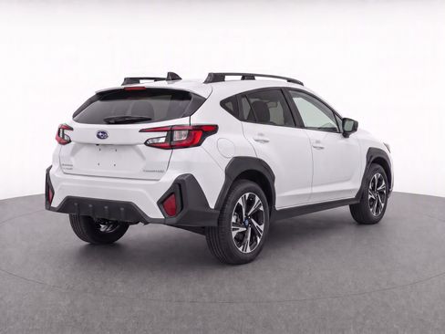Used 2026 Subaru Crosstrek 2.5i Premium AWD/4WD image 3