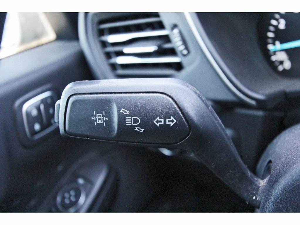 Used 2020 Ford Escape SEL FWD image 9