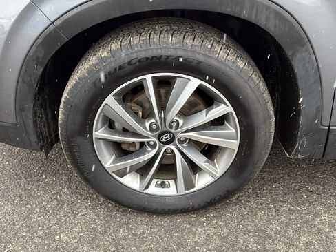 Used 2019 Hyundai Santa Fe SEL image 10