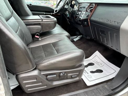Used 2010 Ford F350 Lariat AWD/4WD image 11