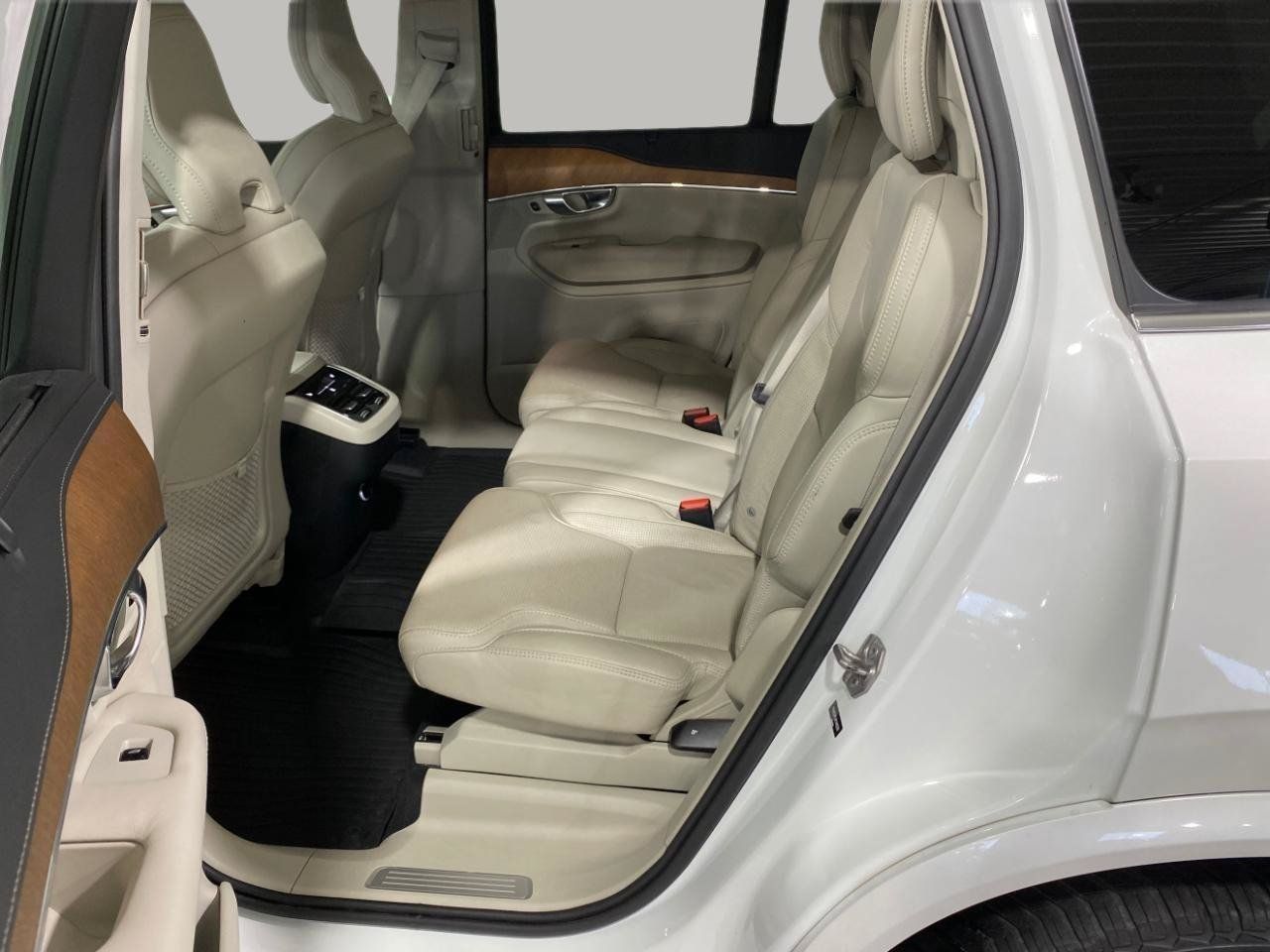 Used 2019 Volvo XC90 T6 Inscription w/ Advanced Package AWD/4WD image 11