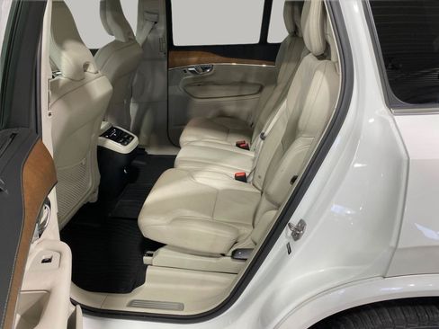Used 2019 Volvo XC90 T6 Inscription w/ Advanced Package AWD/4WD image 11