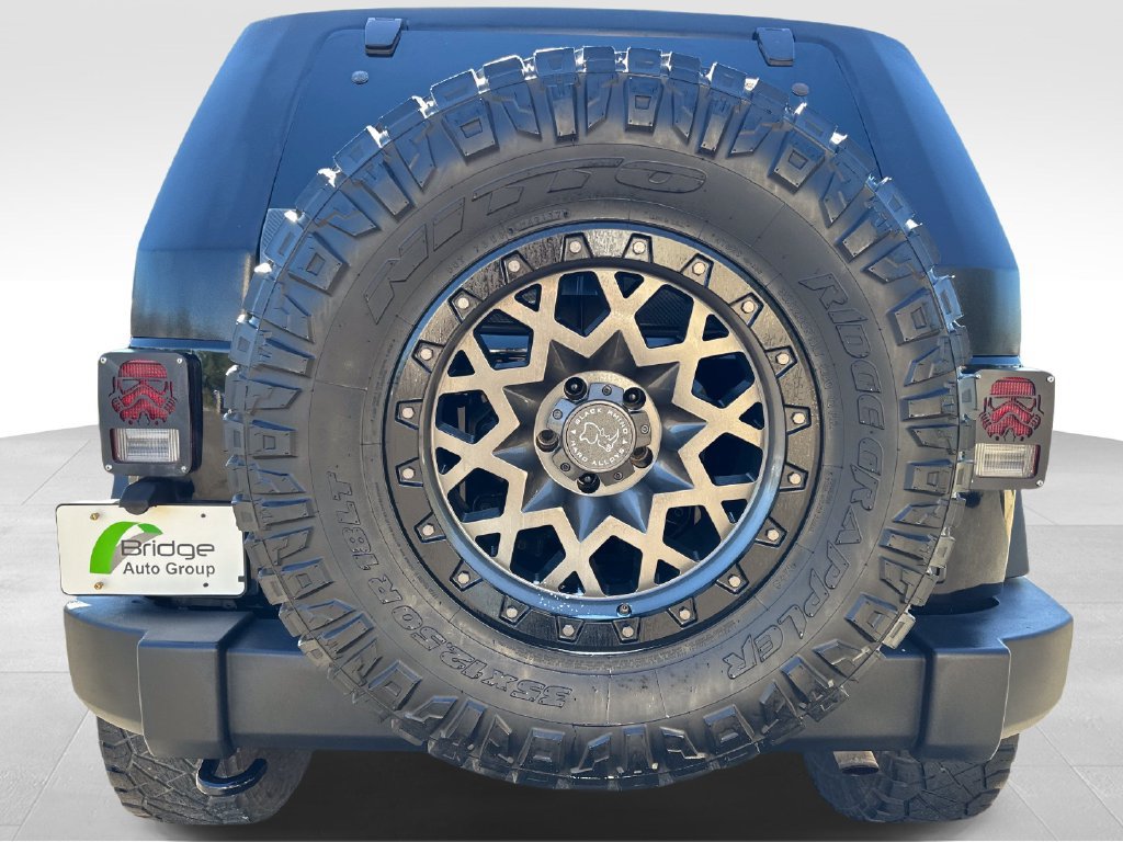 Used 2017 Jeep Wrangler Unlimited Sport w/ Connectivity Group AWD/4WD image 26