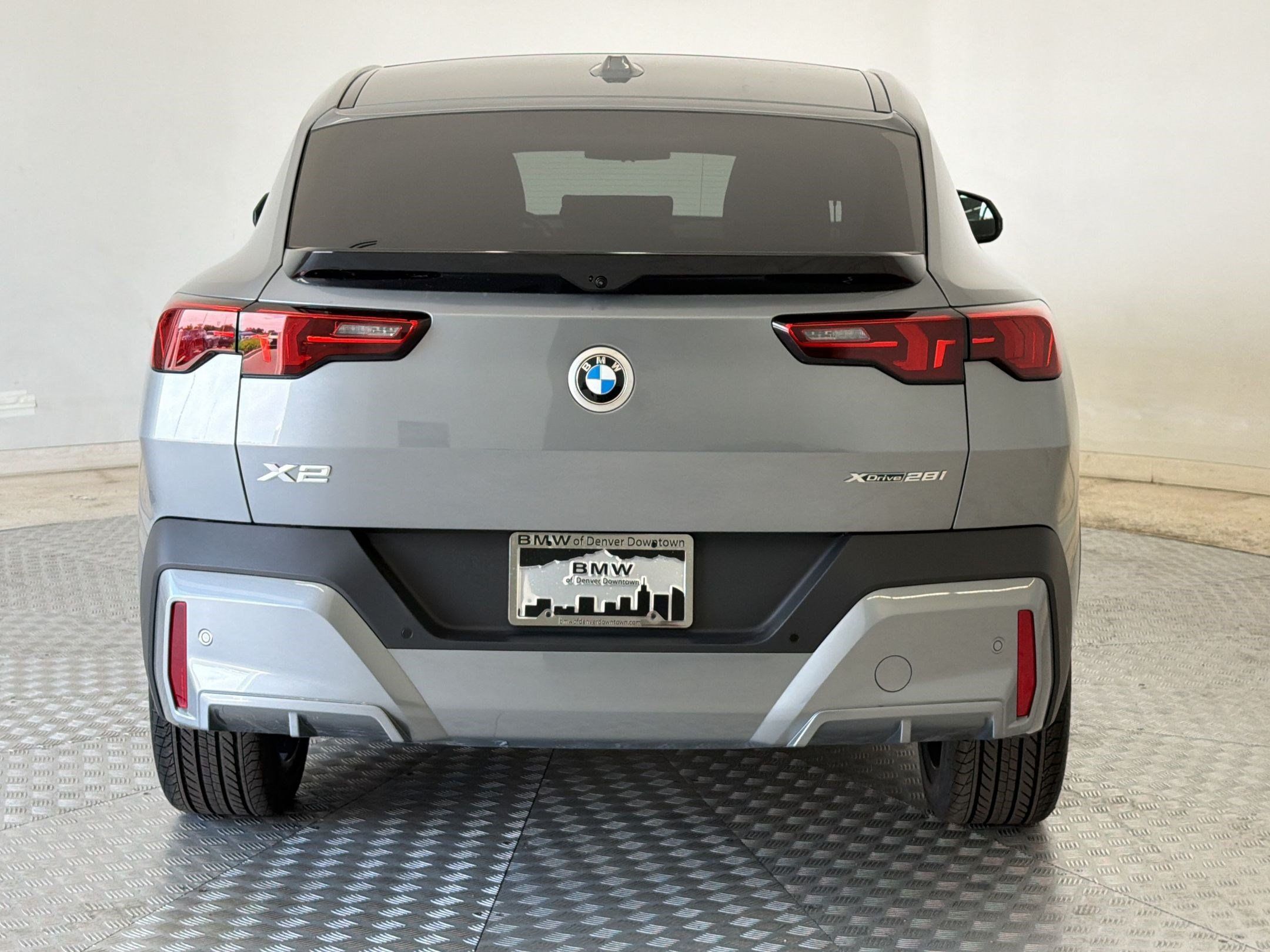 New 2026 BMW X2 xDrive28i w/ Convenience Package AWD/4WD image 10