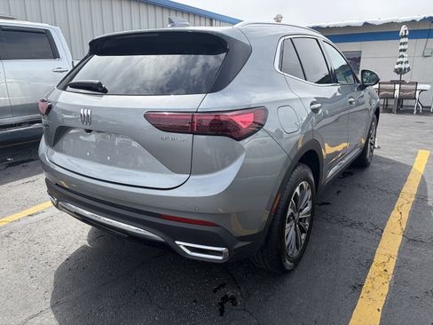 Used 2025 Buick Envision Preferred image 3