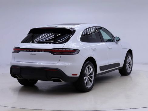 Used 2025 Porsche Macan AWD/4WD image 7