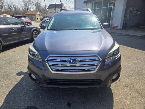 Used 2015 Subaru Outback 2.5i Premium image 11