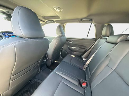 New 2026 Subaru Outback Touring XT AWD/4WD image 19