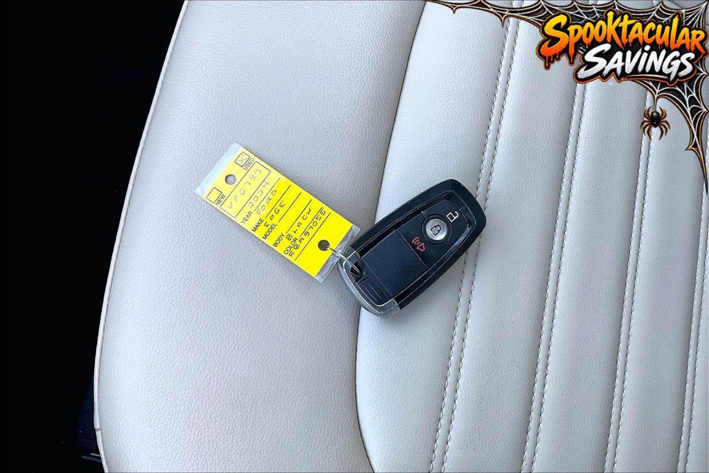 Used 2024 Ford Edge SEL AWD/4WD image 11