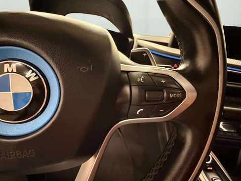 Used 2019 BMW i8 Coupe AWD/4WD image 19