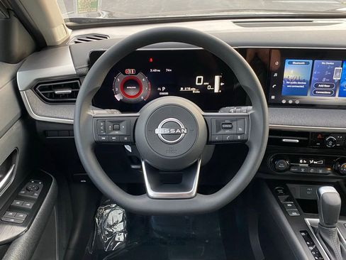 New 2026 Nissan Kicks SV image 19