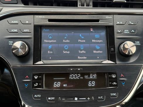 Used 2016 Toyota Avalon Touring FWD image 30