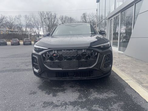 New 2025 Audi SQ5 Premium Plus image 30