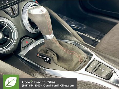 Used 2022 Chevrolet Camaro ZL1 RWD image 9