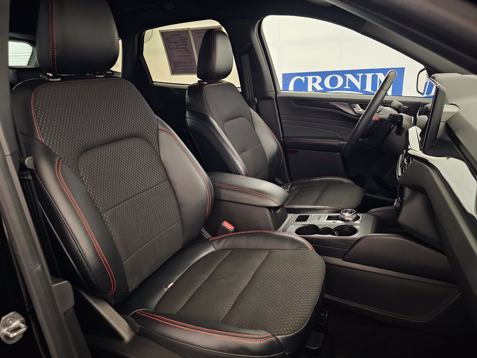 Used 2023 Ford Escape ST-Line Select w/ Tech Pack #2 AWD/4WD image 24