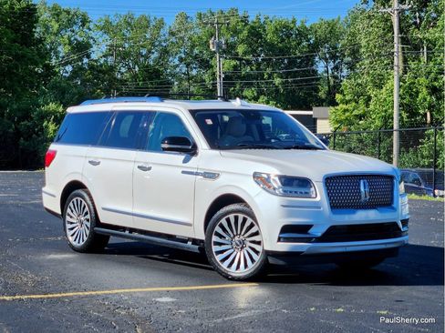 Used 2019 Lincoln Navigator Reserve w/ Cargo Package AWD/4WD image 12