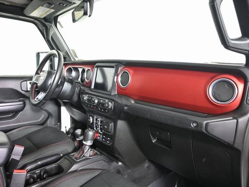 Used 2020 Jeep Gladiator Rubicon image 15