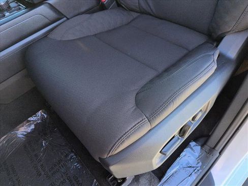 New 2026 Toyota Tundra SR5 image 4