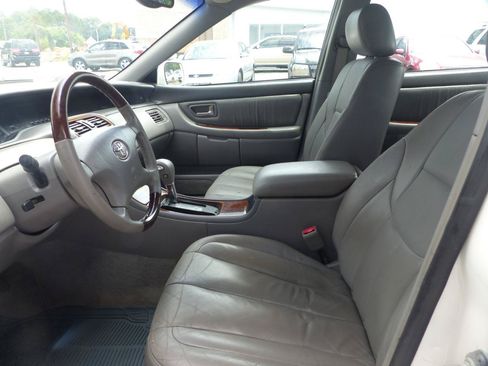 Used 2004 Toyota Avalon XL FWD image 17