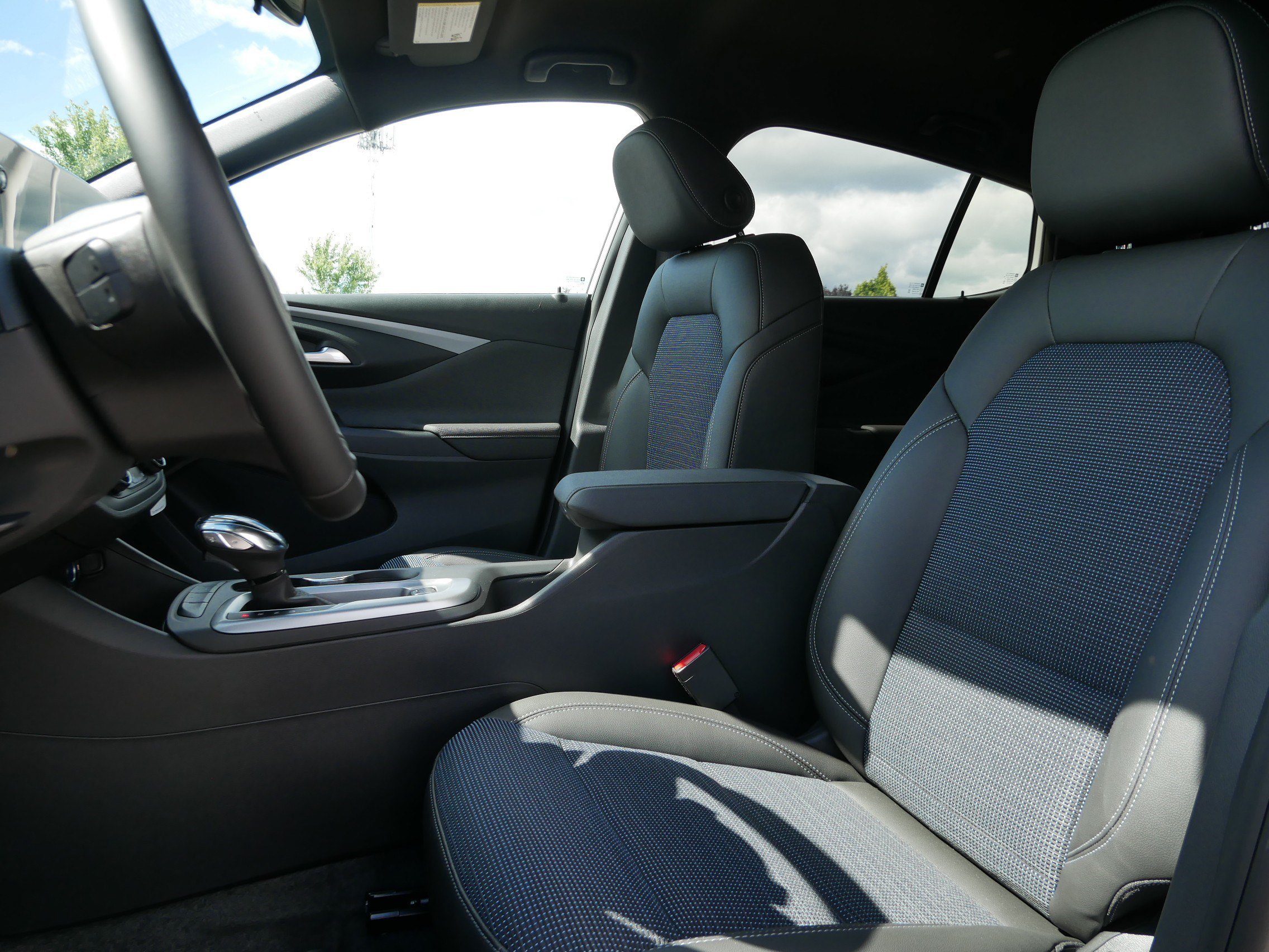 New 2026 Buick Envista Preferred w/ Convenience I Package FWD image 4