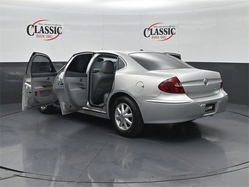 Used 2005 Buick LaCrosse CXL w/ Gold Convenience Package image 33