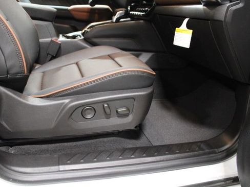 New 2026 GMC Canyon AT4 w/ Technology Plus Package image 27