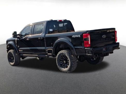 New 2026 Ford F250 Lariat w/ Black Appearance Package image 5