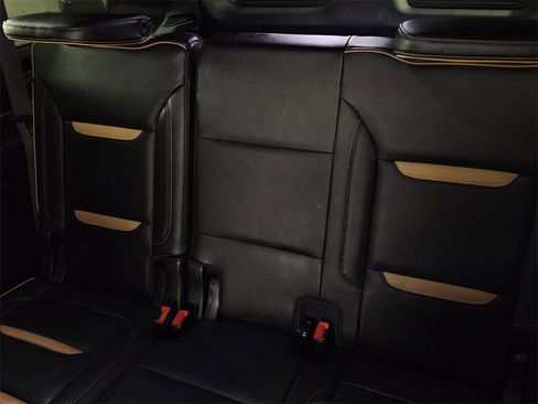 Used 2021 GMC Yukon XL AT4 w/ AT4 Premium Plus Package image 29